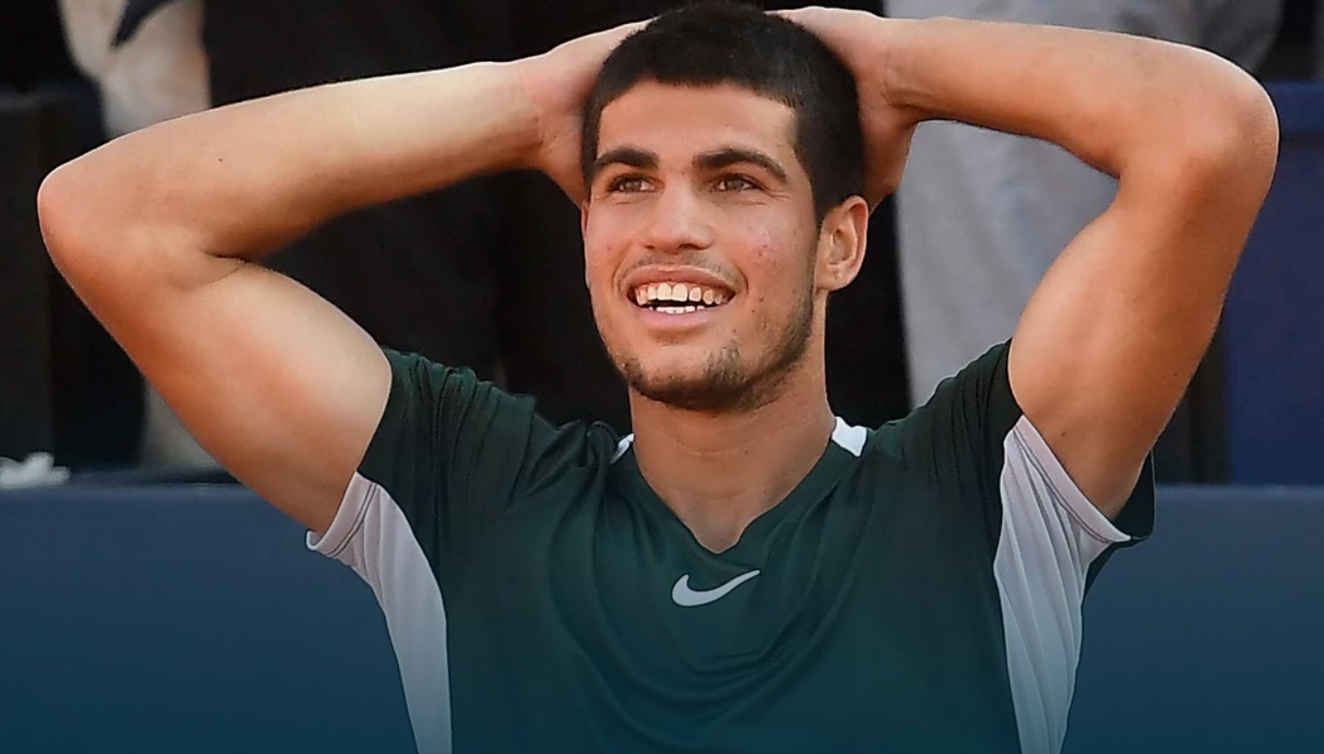 表现异曲同 表现异曲同